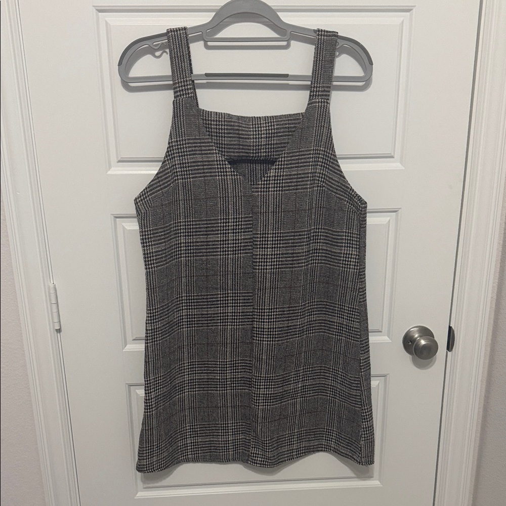 Plaid Sleeveless V-Neck Tunic Top - Gray